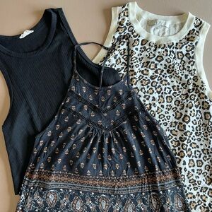 Small Lot of Boho & Animal Print Sleeveless Tops